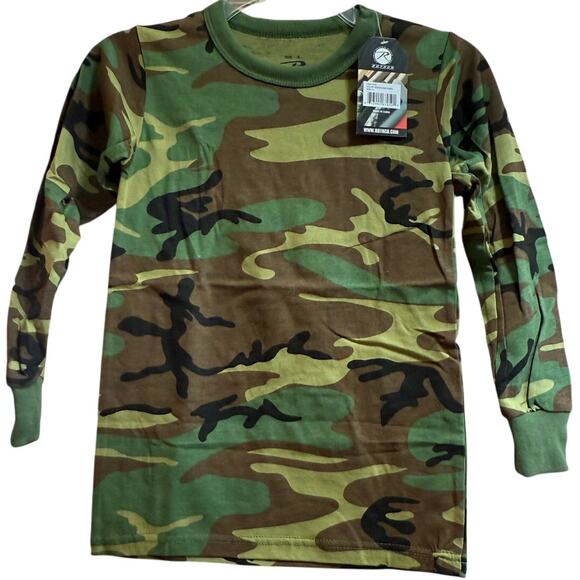 Rothco Woodland Camo Size Small Long Sleeve T-Shirt - NWT - Picture 1 of 5